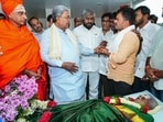 Padma Shri awardee and environmentalist Saalumarada Thimmakka was known for planting 385 banyan trees. She was laid to rest in Bengaluru.(@siddaramaiah)