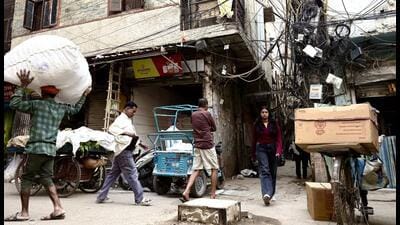 A citizen steps out from one of the lanes intersecting at the crossroad, walks up to the platform, and bends down, reverently laying his right palm on the platform. “Mata ki Chowki,” he explains, turning towards Chawri Bazar. (HT Photo) A citizen steps out from one of the lanes intersecting at the crossroad, walks up to the platform, and bends down, reverently laying his right palm on the platform. “Mata ki Chowki,” he explains, turning towards Chawri Bazar. (HT Photo)