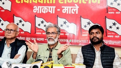 Patna, Nov 16 (ANI): CPI-ML General Secretary Dipankar Bhattacharya addresses a press conference, in Patna on Sunday. (ANI Photo) (Pappi Sharma) Patna, Nov 16 (ANI): CPI-ML General Secretary Dipankar Bhattacharya addresses a press conference, in Patna on Sunday. (ANI Photo) (Pappi Sharma)