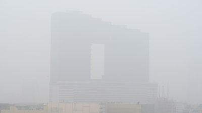 Experts cautioned that this apparent dip should not be mistaken for cleaner air. (HT photo)