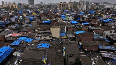 The Maharashtra government has issued a new order stating that individual slum-dwellers’ consent will no longer be required for the group redevelopment of slum clusters. (Photo for representational purposes only)  REUTERS/Niharika Kulkarni/File Photo (REUTERS)