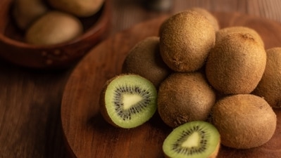 Kiwis can improve immunity as well. (Representative image/Unsplash) Kiwis can improve immunity as well. (Representative image/Unsplash)