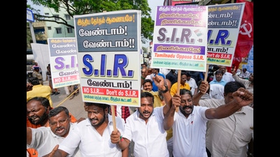 Chennai: Tamil Nadu Congress Committee President K. Selvaperunthagai, DMK MPs Thamizhachi Thangapandian, Dr. Kanimozhi NVN Somu, and other leaders take part in a protest against the Special Intensive Revision (SIR) of electoral rolls, in Chennai earlier. (PTI PHOTO) Chennai: Tamil Nadu Congress Committee President K. Selvaperunthagai, DMK MPs Thamizhachi Thangapandian, Dr. Kanimozhi NVN Somu, and other leaders take part in a protest against the Special Intensive Revision (SIR) of electoral rolls, in Chennai earlier. (PTI PHOTO)