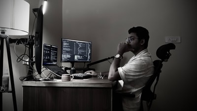 A techie's post about being productive between 2 to 6 am has divided the internet. (X/@KartikeyStack) A techie's post about being productive between 2 to 6 am has divided the internet. (X/@KartikeyStack)