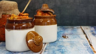 Make haldi achaar to boost your winter immunity (Freepik) Make haldi achaar to boost your winter immunity (Freepik)