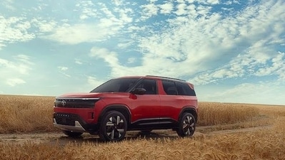 Tata Sierra will come with a petrol as well as a diesel engine. There would be manual as well as automatic transmission on offer.