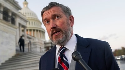 Donald Trump criticized Thomas Massie's recent marriage, mocking him on social media. Massie responded humorously, downplaying Trump's remarks and labeling them as bullying (REUTERS)