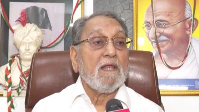 Congress leader Hussain Dalwai demanded a probe into the RSS, the BJP's parent outfit, and questioned the timing of the blast near Red Fort. (X/PTI_News)