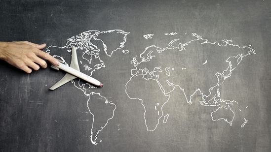 Here’s how easy AI prompts can help frequent flyers cut travel costs without changing their plans. (Pexels)