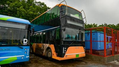 DTC cites route constraints for avoiding commuter service; the 9.8m-long bus returns a format shelved decades ago, with officials still finalising driver training and logistics. (RAJ K RAJ /HT PHOTO) DTC cites route constraints for avoiding commuter service; the 9.8m-long bus returns a format shelved decades ago, with officials still finalising driver training and logistics. (RAJ K RAJ /HT PHOTO)