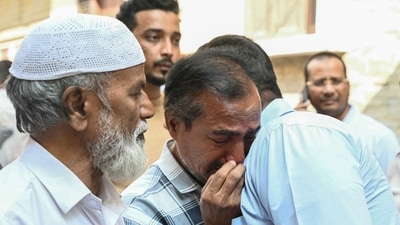Family members and relatives of victims, who were killed in a bus accident near Madinah, mourn in Hyderabad on November 17, 2025. (AFP) Family members and relatives of victims, who were killed in a bus accident near Madinah, mourn in Hyderabad on November 17, 2025. (AFP)