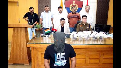 Rohtak SP Surinder Singh Bhoria during a press conference in Rohtak on Tuesdayl. (Manoj Dhaka/HindustanTimes)