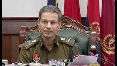The DGP informed that the entire city has been divided into 22 sectors in the wake of security arrangements. The DGP informed that the entire city has been divided into 22 sectors in the wake of security arrangements.