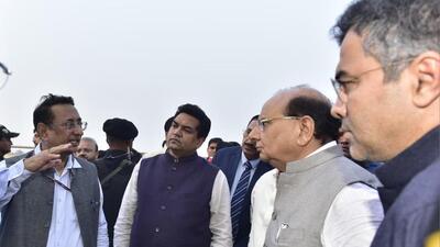 The review at Sonia Vihar was led by Union minister for ports, shipping and waterways Sarbananda Sonowal, lieutenant governor VK Saxena, water minister Parvesh Verma and tourism minister Kapil Mishra. (HT Photo) The review at Sonia Vihar was led by Union minister for ports, shipping and waterways Sarbananda Sonowal, lieutenant governor VK Saxena, water minister Parvesh Verma and tourism minister Kapil Mishra. (HT Photo)