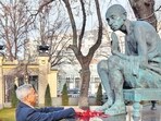 EAM S Jaishankar pays floral tribute to Mahatma Gandhi in Moscow on Wednesday. (ANI)