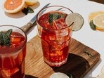 Kombucha reduces inflammation and improves gut health. Kombucha reduces inflammation and improves gut health.