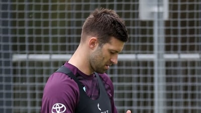 Mark Wood takes part in a training session ahead of the first cricket Test match against Australia, at Perth Stadium. (AFP) Mark Wood takes part in a training session ahead of the first cricket Test match against Australia, at Perth Stadium. (AFP)
