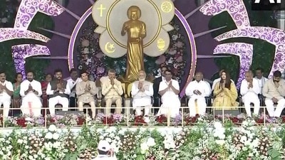 పుట్టపర్తి పర్యటనలో ప్రధాని మోదీ పుట్టపర్తి పర్యటనలో ప్రధాని మోదీ