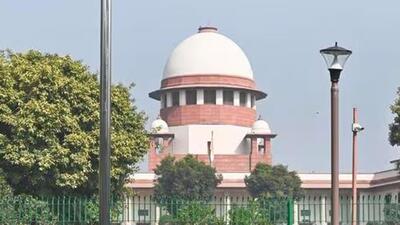 Kerala said undertaking both processes at once would be a “near-impossibility,” highlighting the scale of manpower required. (HT Archive photo) Kerala said undertaking both processes at once would be a “near-impossibility,” highlighting the scale of manpower required. (HT Archive photo)