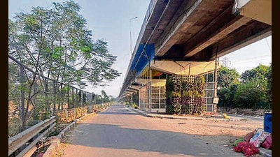 MC officials admitted that NOC should have been obtained first, as the project falls under regulatory jurisdiction of the irrigation department due to its proximity to the Sidhwan Canal. (HT Photo) MC officials admitted that NOC should have been obtained first, as the project falls under regulatory jurisdiction of the irrigation department due to its proximity to the Sidhwan Canal. (HT Photo)