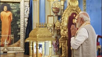 Prime Minister Narendra Modi pays obeisance at the Mahasamadhi of Sri Sathya Sai Baba in Puttaparthi, Andhra Pradesh, on Wednesday. (PMO) Prime Minister Narendra Modi pays obeisance at the Mahasamadhi of Sri Sathya Sai Baba in Puttaparthi, Andhra Pradesh, on Wednesday. (PMO)