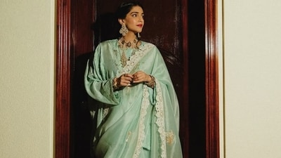 Sonam Kapoor flaunts mint-blue saree by Anamika Khanna. (Instagram/sonamkapoor) Sonam Kapoor flaunts mint-blue saree by Anamika Khanna. (Instagram/sonamkapoor)