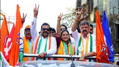 The opposition MVA coalition and the MNS have rallied behind the NCP (SP)’s Bhavna Ghanekar as the presidential candidate The opposition MVA coalition and the MNS have rallied behind the NCP (SP)’s Bhavna Ghanekar as the presidential candidate