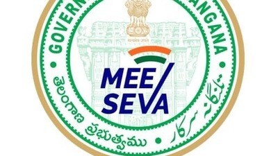 <p>తెలంగాణ రాష్ట్ర ప్రభుత్వం డిజిటల్ గవర్నెన్స్లో మరో విప్లవాత్మక అడుగు వేసింది. మీసేవా సేవలను మరింత సరళీకృతం చేసింది. ప్రజలు అత్యంత సులభంగా వారి ఫోన్ లోని వాట్సాప్ నుంచే మీసేవా సేవలు పొందేలా అడుగు ముందుకేసింది.</p> <p>తెలంగాణ రాష్ట్ర ప్రభుత్వం డిజిటల్ గవర్నెన్స్లో మరో విప్లవాత్మక అడుగు వేసింది. మీసేవా సేవలను మరింత సరళీకృతం చేసింది. ప్రజలు అత్యంత సులభంగా వారి ఫోన్ లోని వాట్సాప్ నుంచే మీసేవా సేవలు పొందేలా అడుగు ముందుకేసింది.</p>