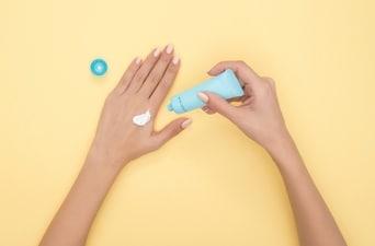 Available as creams or balms, they promise an instant comforting sensation of heat.