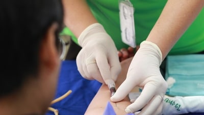 Washington man infected with bird flu strain never before detected in humans (Pexel)