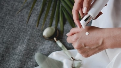 The post asked users to avoid products with unrealistically cheap formulas. (Representative image/@Unsplash) The post asked users to avoid products with unrealistically cheap formulas. (Representative image/@Unsplash)