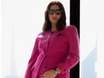Sonam Kapoor is joining the ranks of celebrities like Katrina Kaif, who announced they were having a baby in their 40s. (Instagram/ Sonam Kapoor and Freepik)