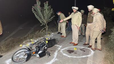 Amritsar commissioner of police Gurpreet Singh Bhullar at the encounter site in Chheharta area early on Thursday. (HT Photo) Amritsar commissioner of police Gurpreet Singh Bhullar at the encounter site in Chheharta area early on Thursday. (HT Photo)