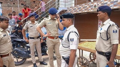 The 16-year-old boy jumped from the platform of Rajendra Place Metro Station at 2.34 pm on Tuesday. (PTI File Photo/representational) The 16-year-old boy jumped from the platform of Rajendra Place Metro Station at 2.34 pm on Tuesday. (PTI File Photo/representational)