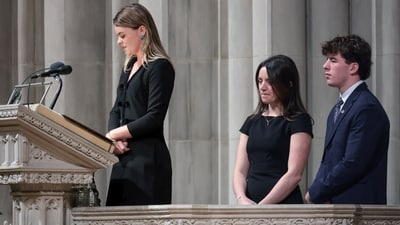 Late former U.S. Vice President Dick Cheney's grandchildren attend a funeral service for him, at Washington National Cathedral, in Washington, D.C., U.S., November 20, 2025. REUTERS/Jonathan Ernst (REUTERS)