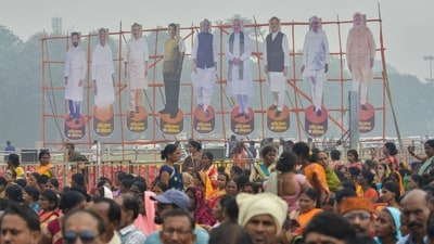 People gathered at Gandhi Maidan ahead of the swearing-in ceremony of NDA government, in Patna on Thursday. (PTI) People gathered at Gandhi Maidan ahead of the swearing-in ceremony of NDA government, in Patna on Thursday. (PTI)