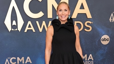 Leanne Morgan attends the 59th Annual CMA Awards at Music City Center on November 19, 2025 in Nashville, Tennessee. (Getty Images via AFP) Leanne Morgan attends the 59th Annual CMA Awards at Music City Center on November 19, 2025 in Nashville, Tennessee. (Getty Images via AFP)
