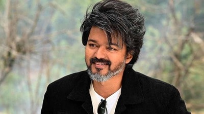 <p>తమిళ నటుడు దళపతి విజయ్ రెండో స్థానంలో ఉన్నాడు. కొన్నాళ్లుగా విజయ్ కూడా రెండో స్థానంలో ఉంటూ వస్తున్నాడు.</p> <p>తమిళ నటుడు దళపతి విజయ్ రెండో స్థానంలో ఉన్నాడు. కొన్నాళ్లుగా విజయ్ కూడా రెండో స్థానంలో ఉంటూ వస్తున్నాడు.</p>