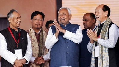 JD(U) supremo Nitish Kumar with Nagaland Chief Minister Neiphiu Rio and others during his swearing-in ceremony at Gandhi Maidan in Patna. (PTI) JD(U) supremo Nitish Kumar with Nagaland Chief Minister Neiphiu Rio and others during his swearing-in ceremony at Gandhi Maidan in Patna. (PTI)