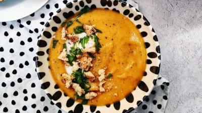 A comforting bowl of this mouth-watering soup is all you need on a cold winter evening. Top it with some croutons and serve hot. (Adobe Stock)