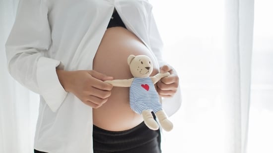 Doctors are saying that while egg freezing can be a valuable option for women who want to focus on their careers, it's crucial to approach it with realistic expectations and proper medical counseling. (Freepik)