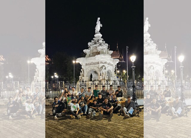 Members of Skateboarding In Mumbai cruise around iconic city spots at night. Members of Skateboarding In Mumbai cruise around iconic city spots at night.