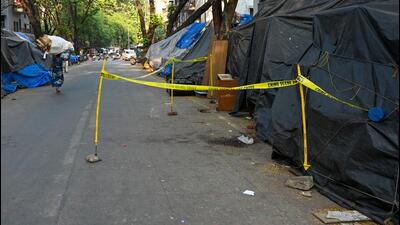 The attack occurred outside CGS Colony, 100 metres away from Ghatkopar Railway Station. (Raju Shinde/HT Photo) The attack occurred outside CGS Colony, 100 metres away from Ghatkopar Railway Station. (Raju Shinde/HT Photo)