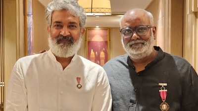 వారణాసి మూవీలో ఆరు పాటలు ఉంటాయి.. నాపై ఎలాంటి ఒత్తిడి లేదు.. ఇంట్రెస్టింగ్ వివరాలు షేర్ చేసిన కీరవాణి వారణాసి మూవీలో ఆరు పాటలు ఉంటాయి.. నాపై ఎలాంటి ఒత్తిడి లేదు.. ఇంట్రెస్టింగ్ వివరాలు షేర్ చేసిన కీరవాణి