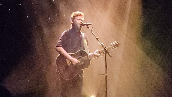 Passenger performed in Mumbai (Photo: Akash Bhatnagar/HT)
