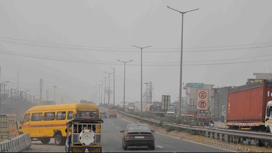 The National highway near Sherpur Chowk in Ludhiana on Friday. (Manish/HT)