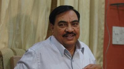 A thief suspected of being involved in the burglary at the home of former Maharashtra minister and NCP (SP) leader Eknath Khadse (in pic) was arrested in Ulhasnagar on Saturday. (Hindustan Times) A thief suspected of being involved in the burglary at the home of former Maharashtra minister and NCP (SP) leader Eknath Khadse (in pic) was arrested in Ulhasnagar on Saturday. (Hindustan Times)