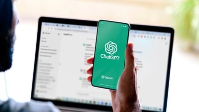చాట్జీపీటీలో 'గ్రూప్ చాట్స్' ఫీచర్ (Photo: Adobe Illustrator) చాట్జీపీటీలో 'గ్రూప్ చాట్స్' ఫీచర్ (Photo: Adobe Illustrator)