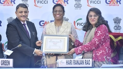 PT Usha honoured with FICCI Lifetime Achievement Award. (FICCI) PT Usha honoured with FICCI Lifetime Achievement Award. (FICCI)