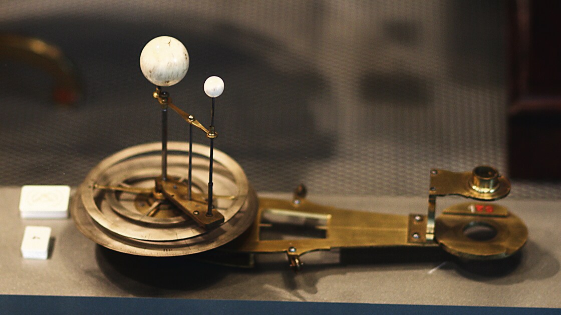 A tellurian on display at the Harvard Science Center. (Wikimedia) A tellurian on display at the Harvard Science Center. (Wikimedia)